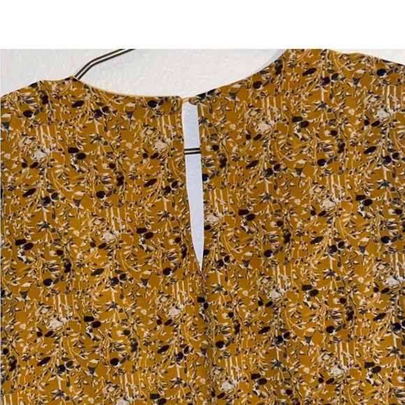 NWOT | LUCCA Couture V-neck Romper | UO | Size Medium - Picture 9 of 10